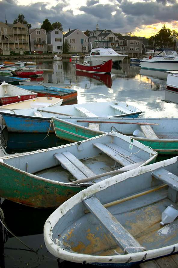 Wooden boats in Rockport (USA) puzzle online from photo