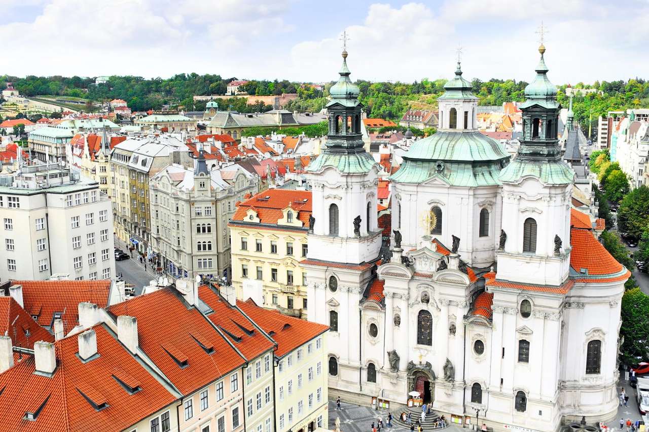 Igreja de São Nicolau na Cidade Velha de Praga (República Tcheca) puzzle online a partir de fotografia
