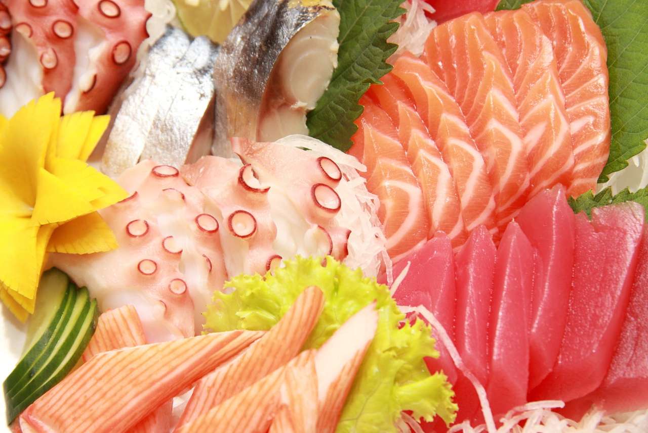 Σύνθεση του sashimi παζλ
