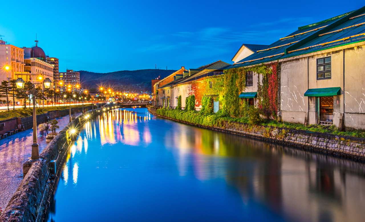 Canal in Otaru (Japan) puzzle online from photo