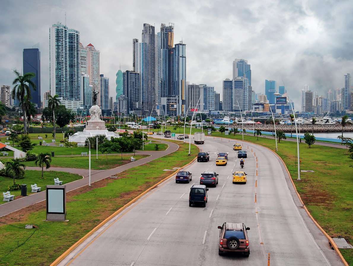 Centrum van Panama City (Panama) puzzel online van foto