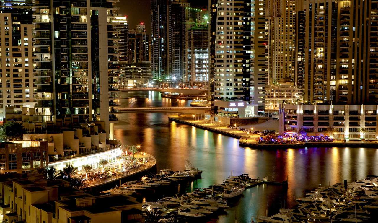 Яхтено пристанище в Дубай (Обединени арабски емирства) онлайн пъзел