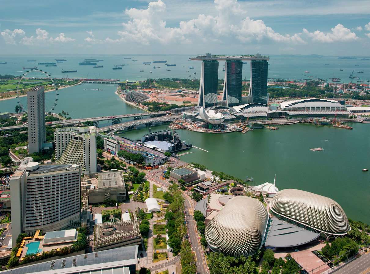Σύγχρονη αρχιτεκτονική στη Σιγκαπούρη παζλ online από φωτογραφία