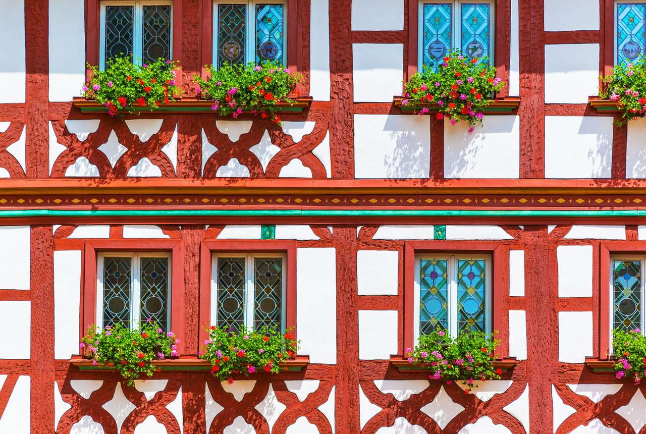 Средновековна немска сграда онлайн пъзел от снимка