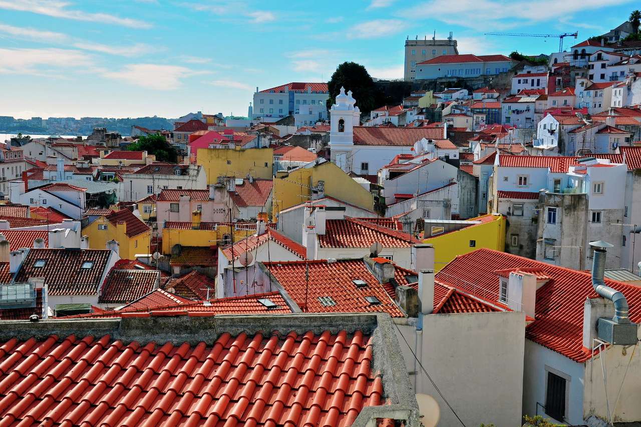 Panorama över Alfama (Portugal) pussel online från foto