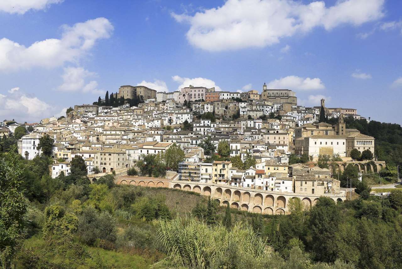 Panorama Loreta Aprutina (Itálie) puzzle online z fotografie
