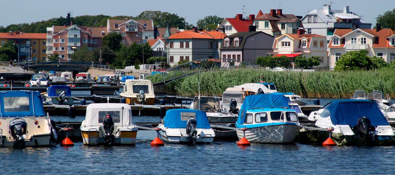 Lodě v Karlskrona (Švédsko) puzzle online z fotografie