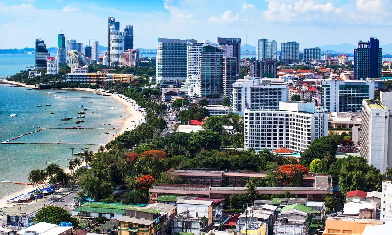 Panorama von Pattaya (Thailand) Online-Puzzle