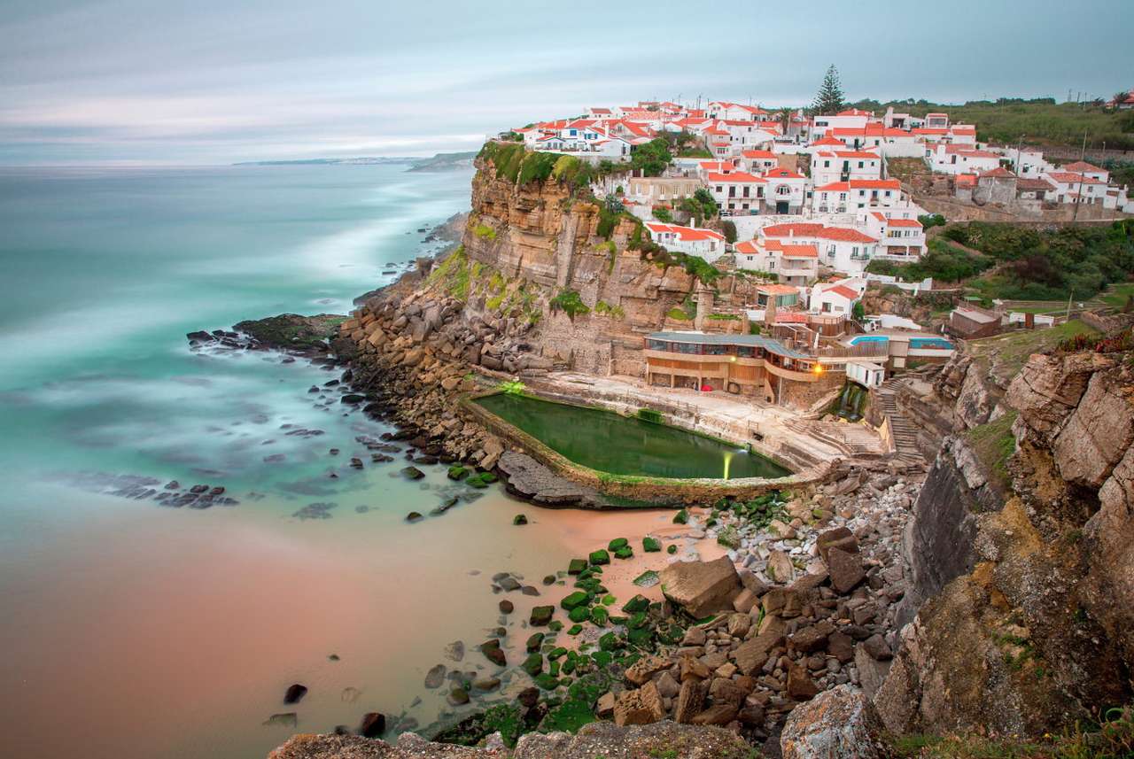 Azenhas do Mar (Portugalsko) puzzle online z fotografie