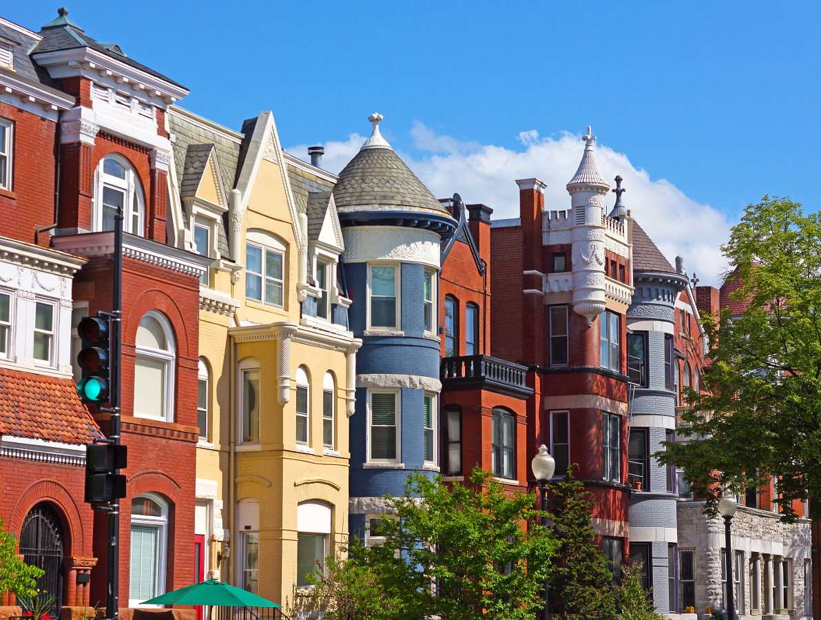 Old tenement houses in Washington, DC (USA) online puzzle