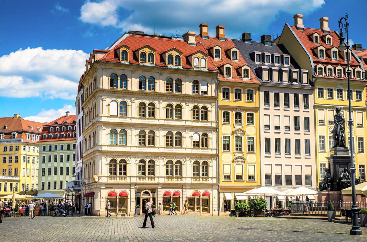 Řadové domy v Drážďanech (Německo) online puzzle