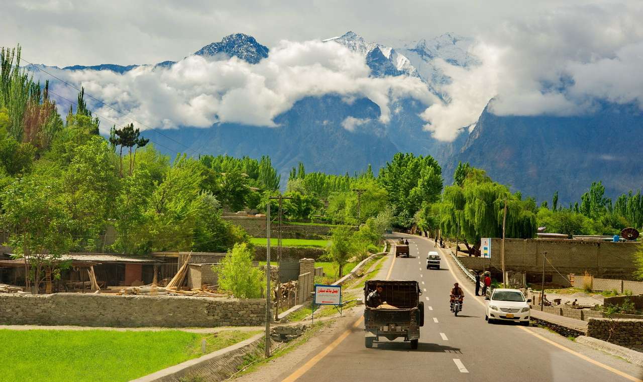 Carretera Karakoram (Pakistán) puzzle online a partir de foto