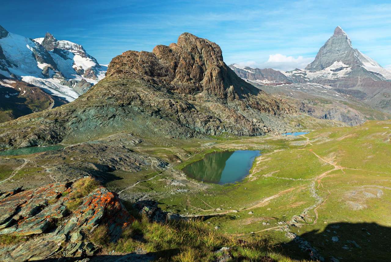 Nyugati Alpok a háttérben a Matterhorn-nal (Svájc) online puzzle