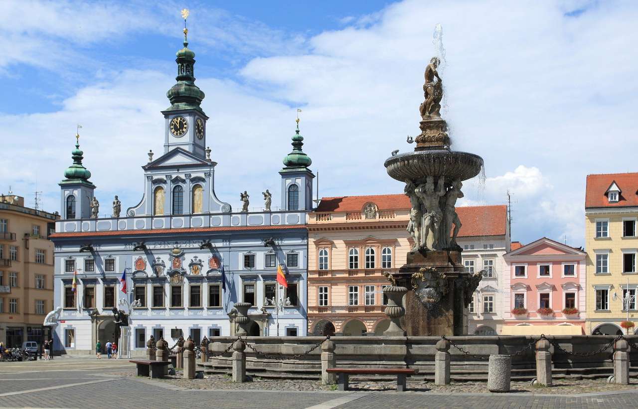 Samson's fountain in České Budějovice (Czech Republic) puzzle online from photo