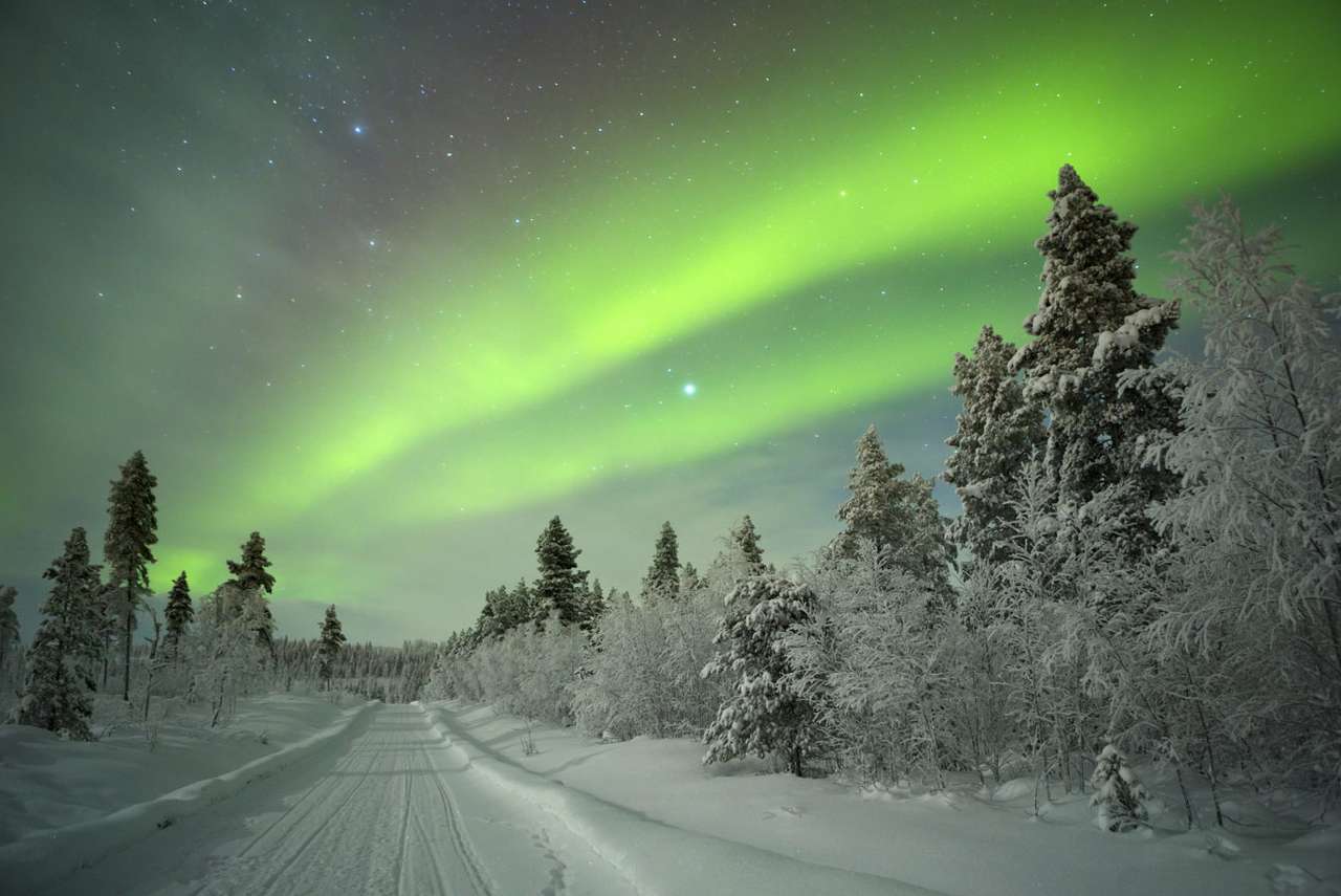 Βόρεια φώτα στη Λαπωνία (Φινλανδία) online παζλ