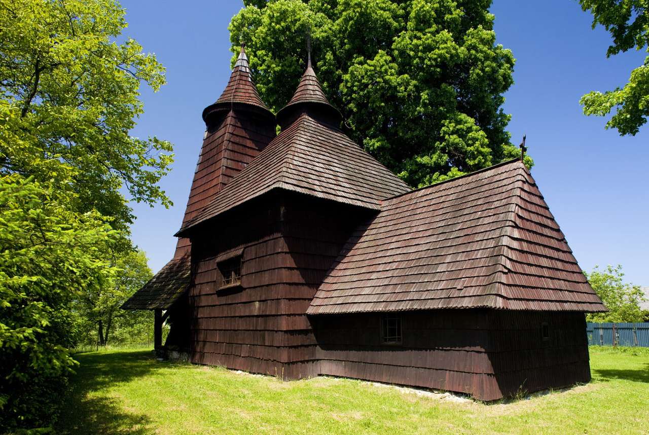 Orthodoxe Kirche im Dorf Tročany (Slowakei) Online-Puzzle vom Foto