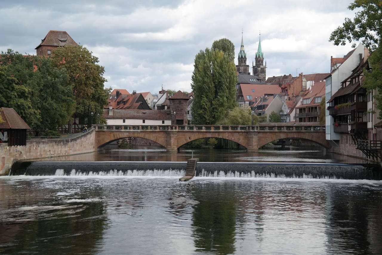 Maxbrücke in Nürnberg (Deutschland) Online-Puzzle