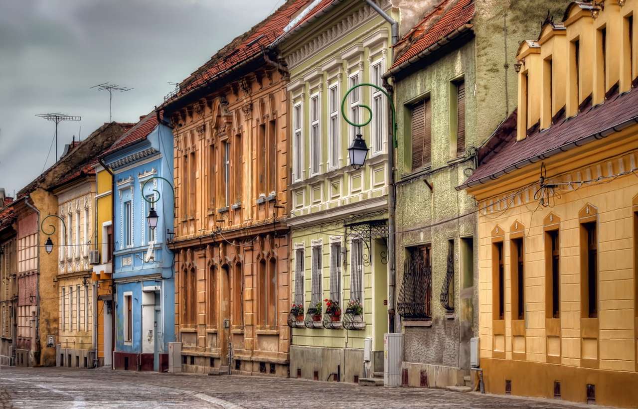 Maisons à Brasov (Roumanie) puzzle en ligne à partir d'une photo