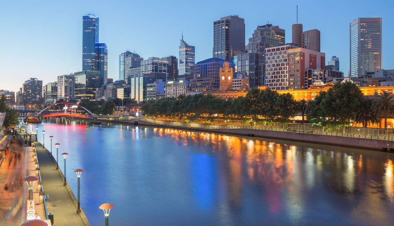 Centre-ville de Melbourne après la tombée de la nuit (Australie) puzzle en ligne à partir d'une photo