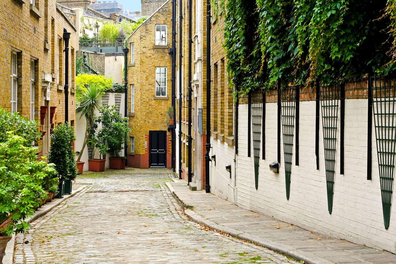 Callejón lateral en el casco antiguo de Londres (Reino Unido) rompecabezas en línea