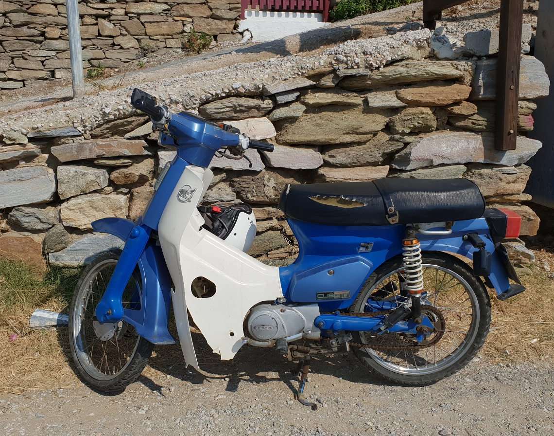 Moped puzzle online