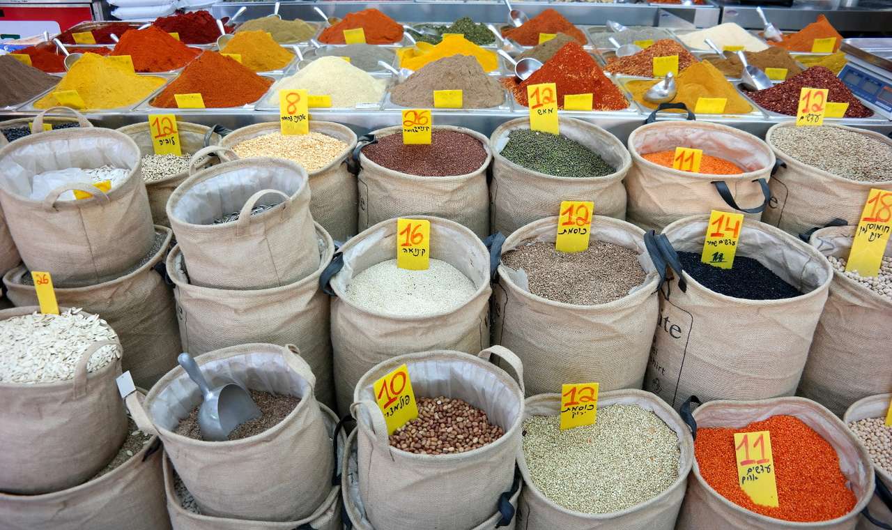 Fűszerek egy boltban Jeruzsálemben (Izrael) puzzle online fotóról
