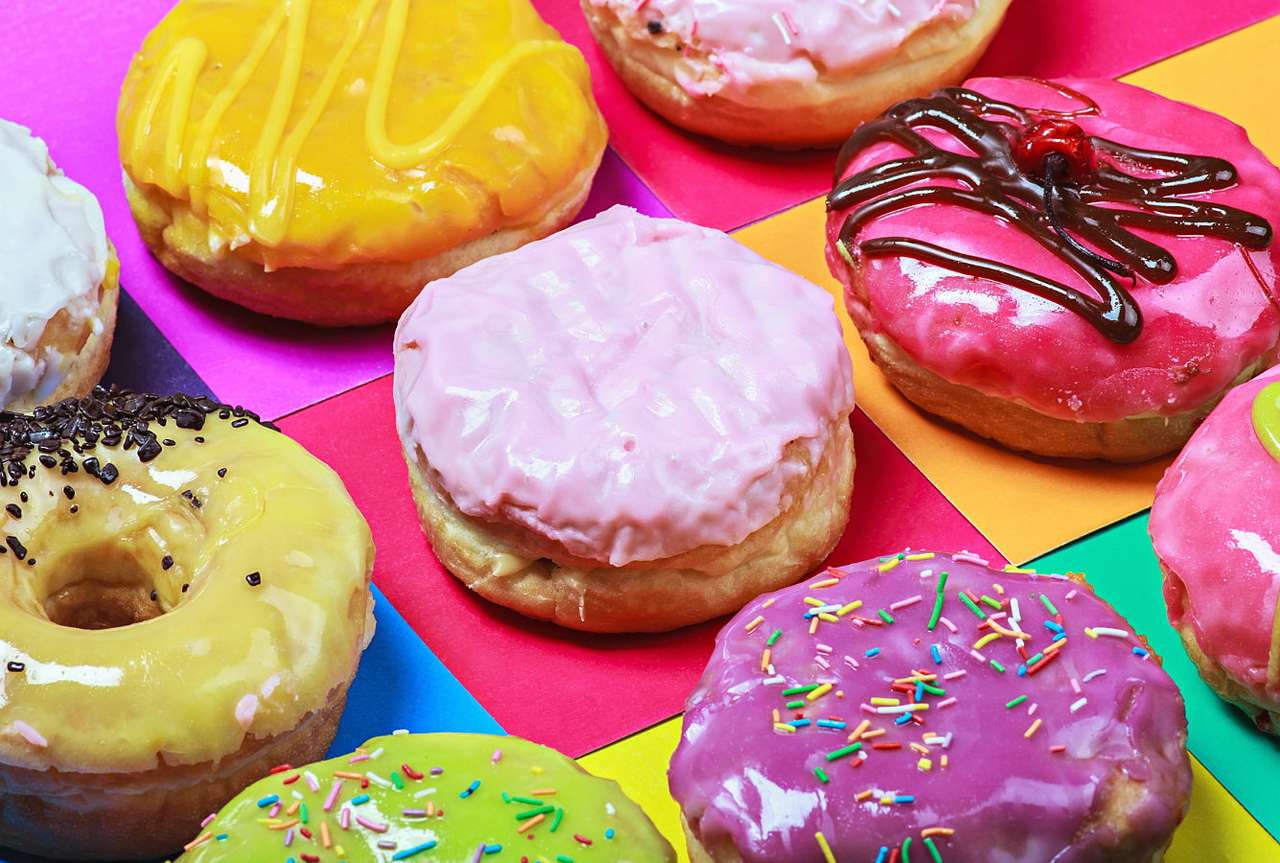 Donuts com cobertura colorida puzzle online