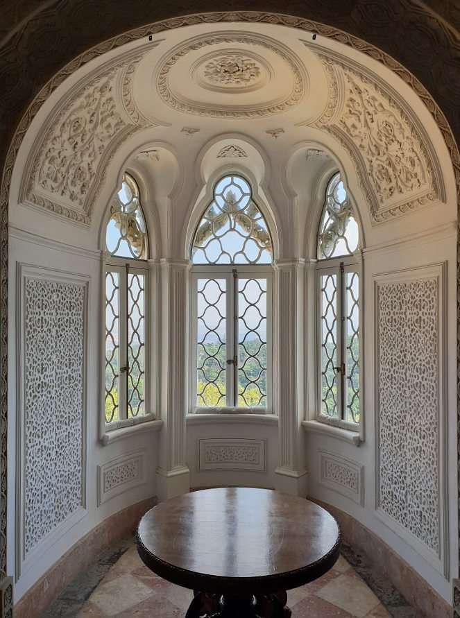 Janela saliente no Palácio da Pena em Sintra (Portugal) puzzle online a partir de fotografia
