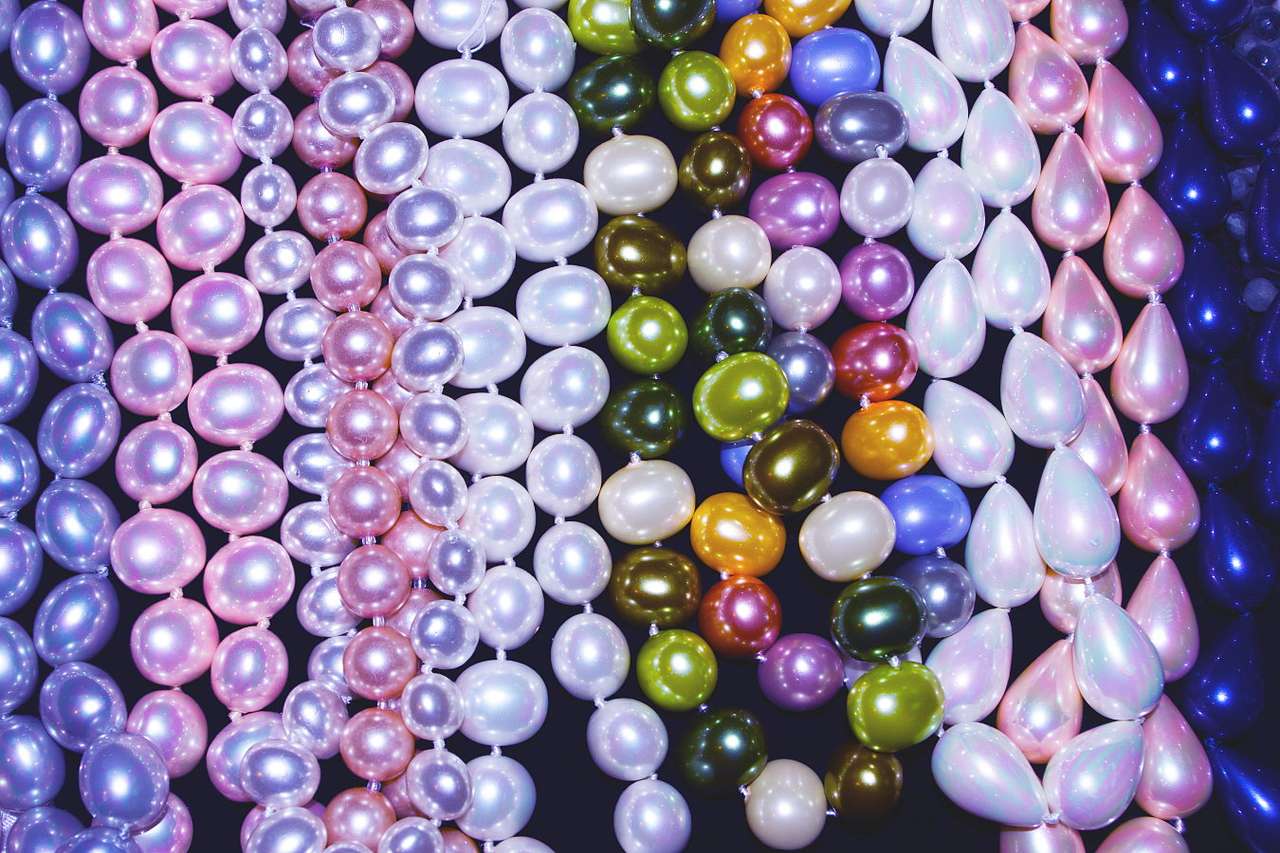 Bunte Perlenketten Online-Puzzle