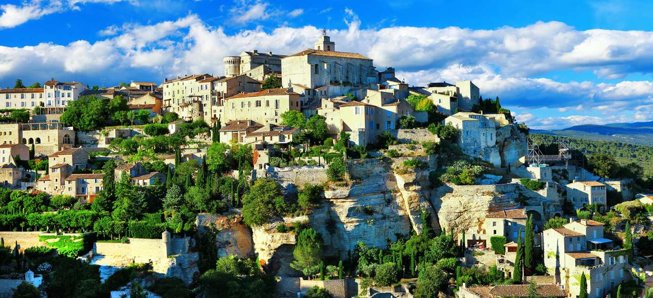 Panorama of Gordes (France) online puzzle