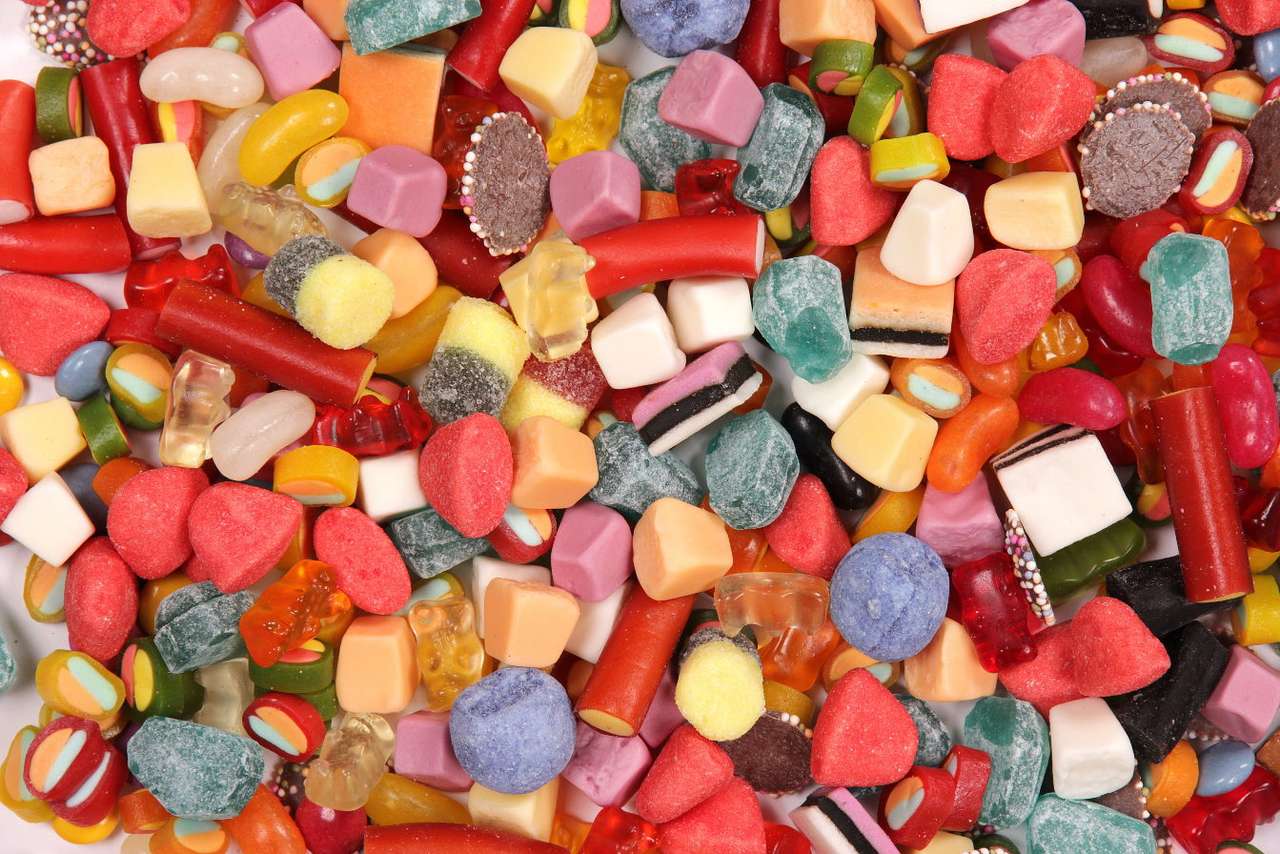 Színes cukorkák online puzzle
