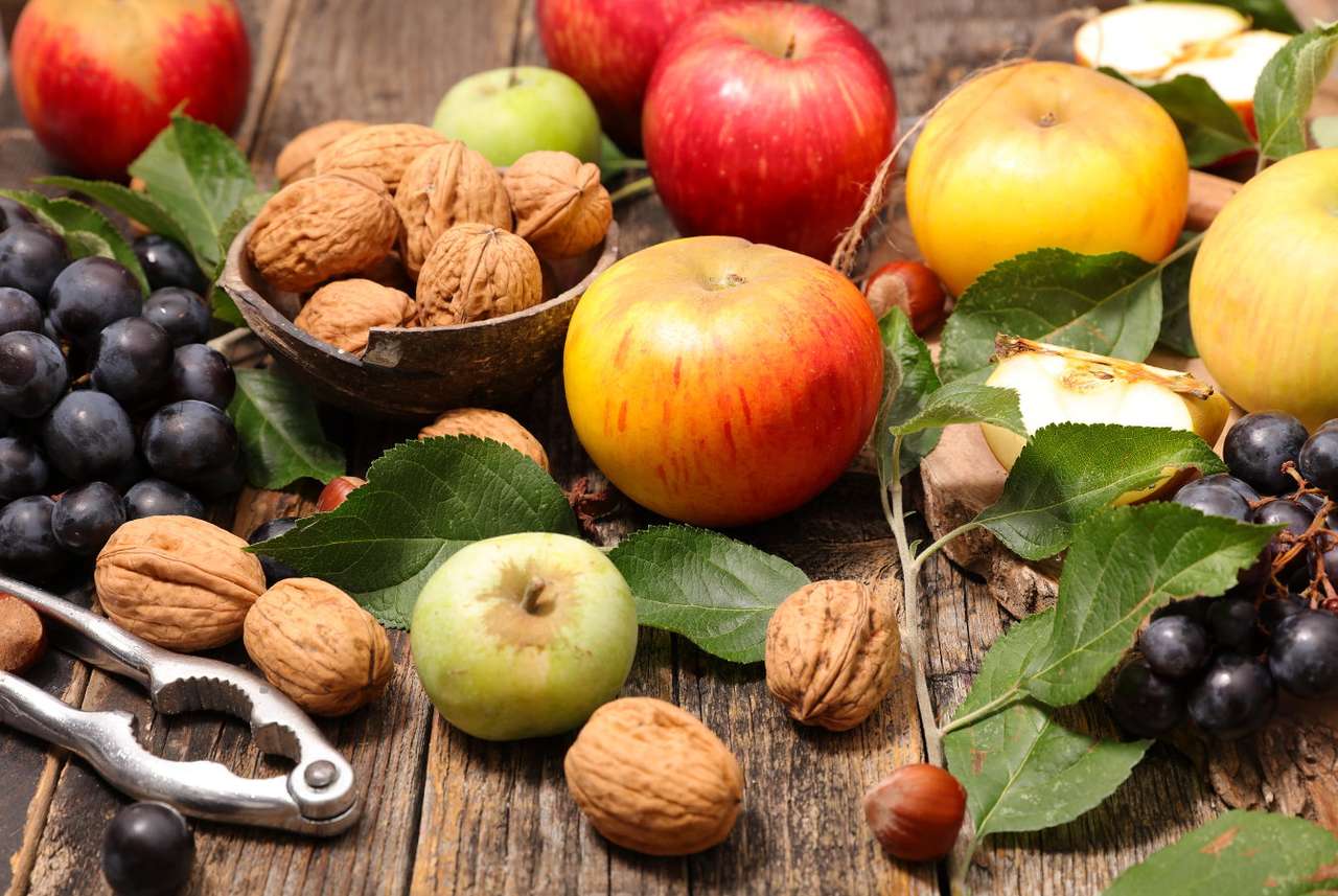 Nötter och äpplen pussel online från foto