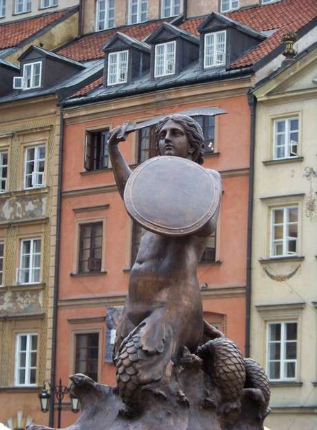 Meerjungfrau in der Warschauer Altstadt Online-Puzzle
