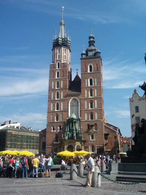St. Mary's Church i Krakow pussel online från foto