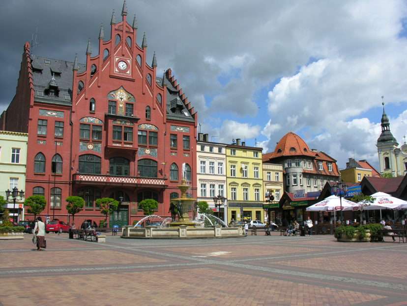 Marktplatz - Chojnice Online-Puzzle