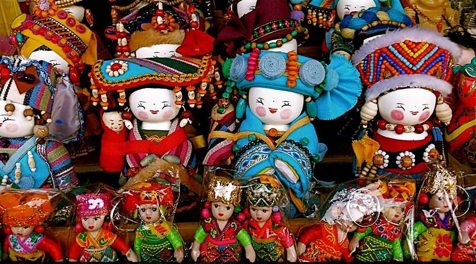 Čínské panenky puzzle online z fotografie