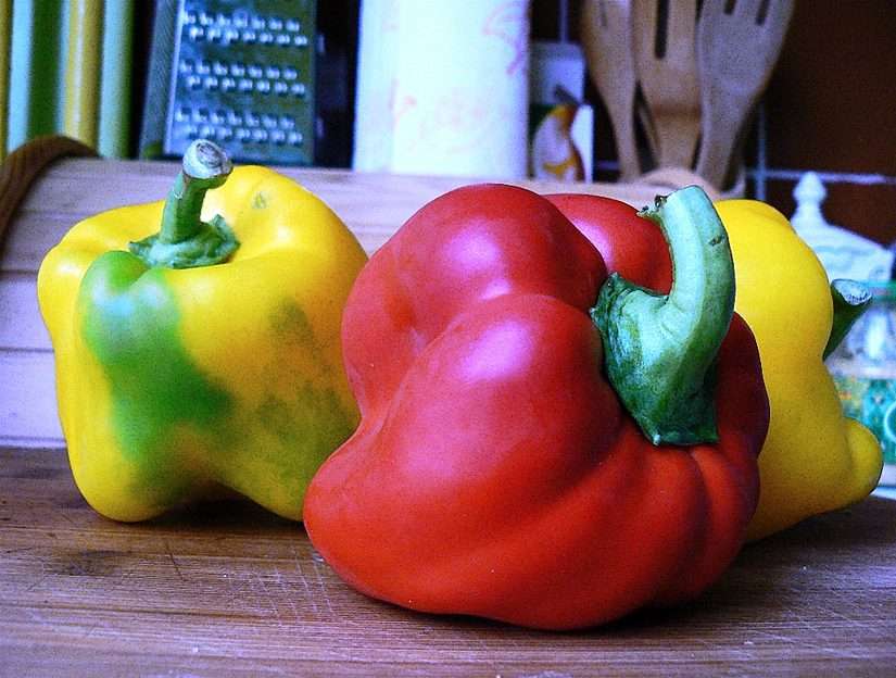 Peppers in the kitchen puzzle online from photo