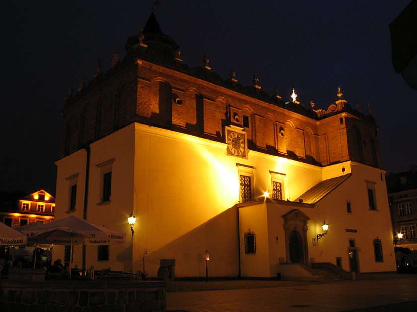 Town Hall in Tarnów online puzzle