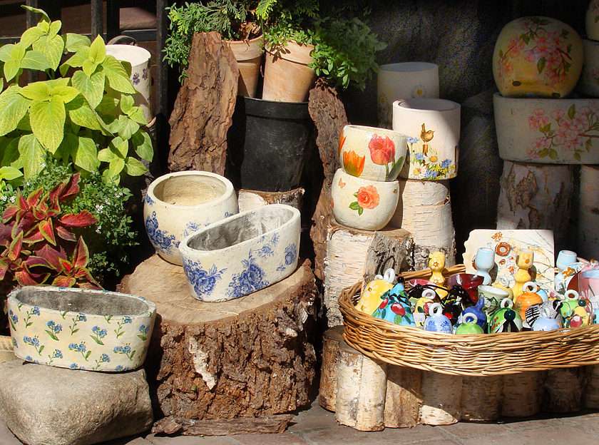 Krakow flower pots. online puzzle
