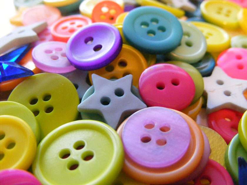 buttons puzzle online from photo