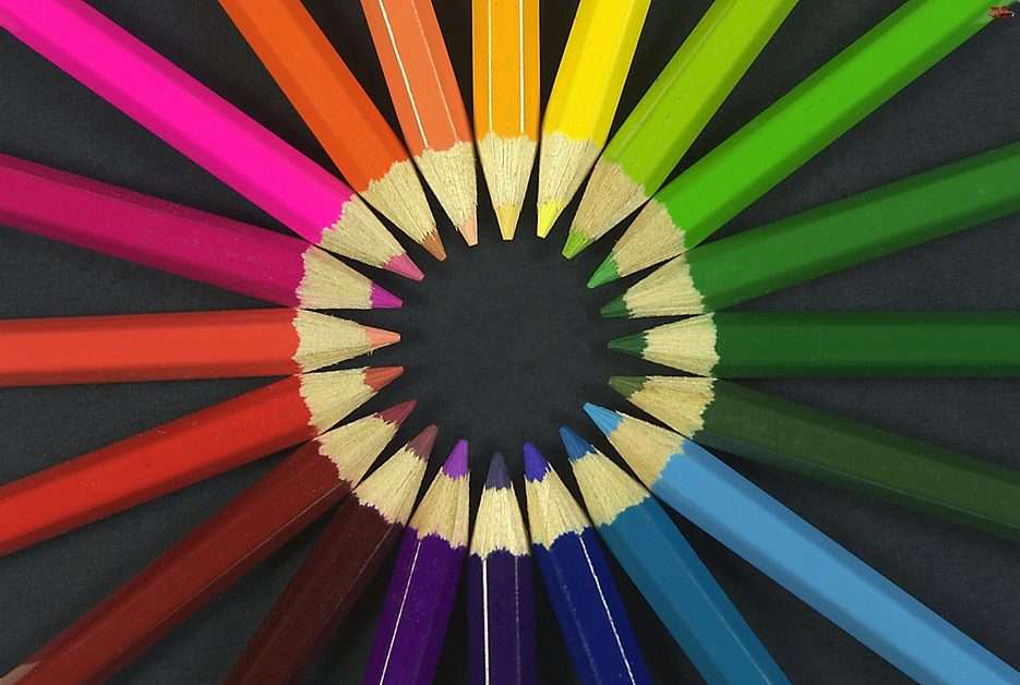 crayons puzzle online from photo
