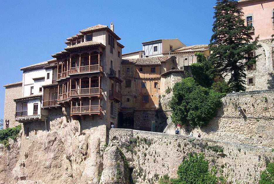 Casas colgantes de Cuenca (Испания) онлайн пъзел