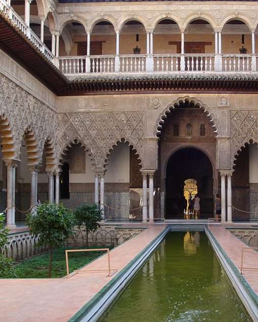 Inner courtyard-Spain online puzzle