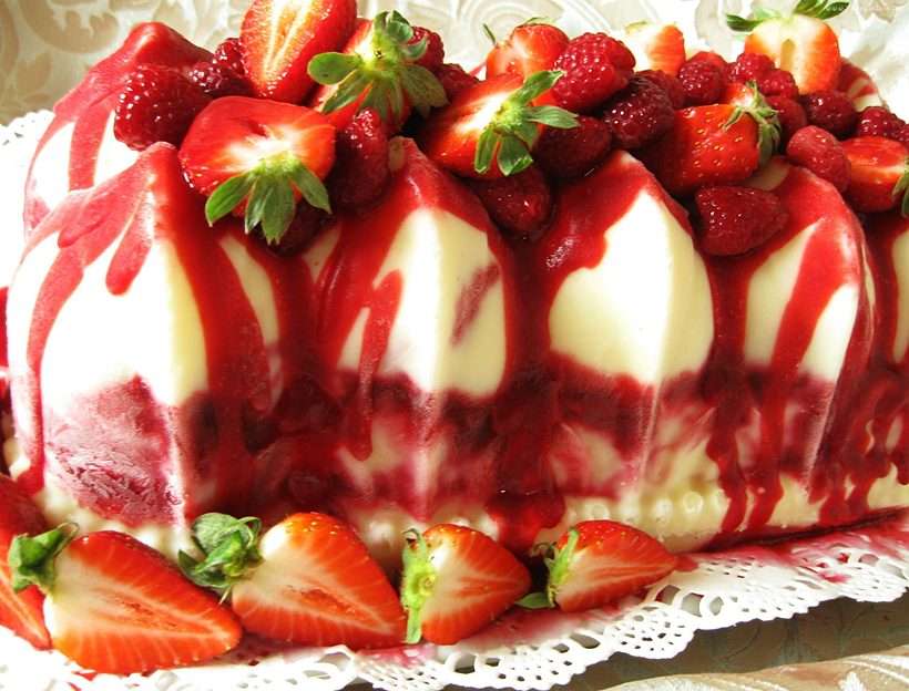 Cold cheesecake puzzle online from photo