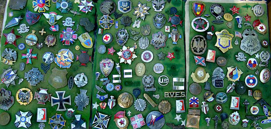 BADGES, ORDERS, MEDALS .... the whole world! online puzzle