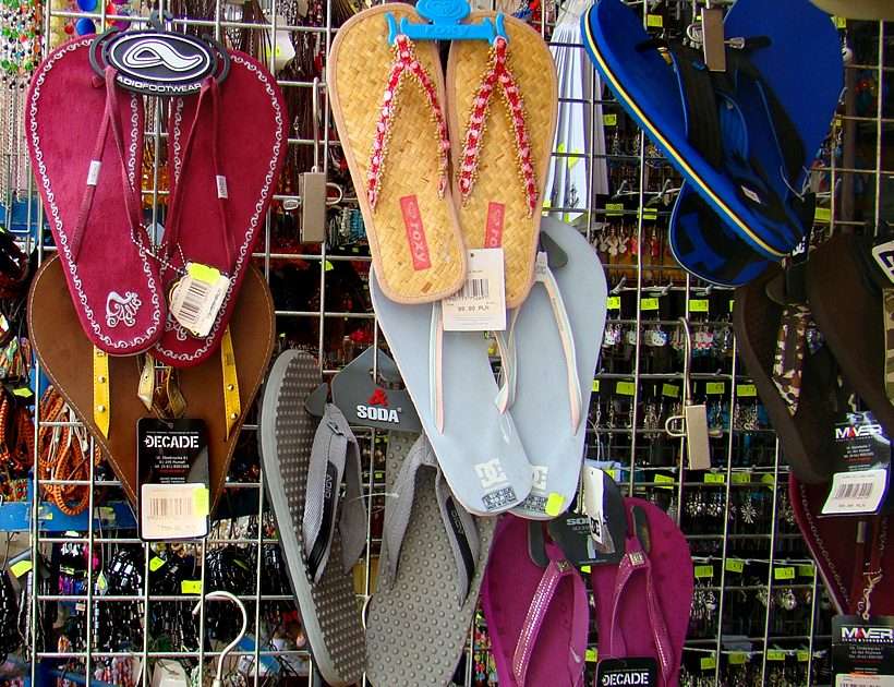 Flip-flops puzzle online from photo