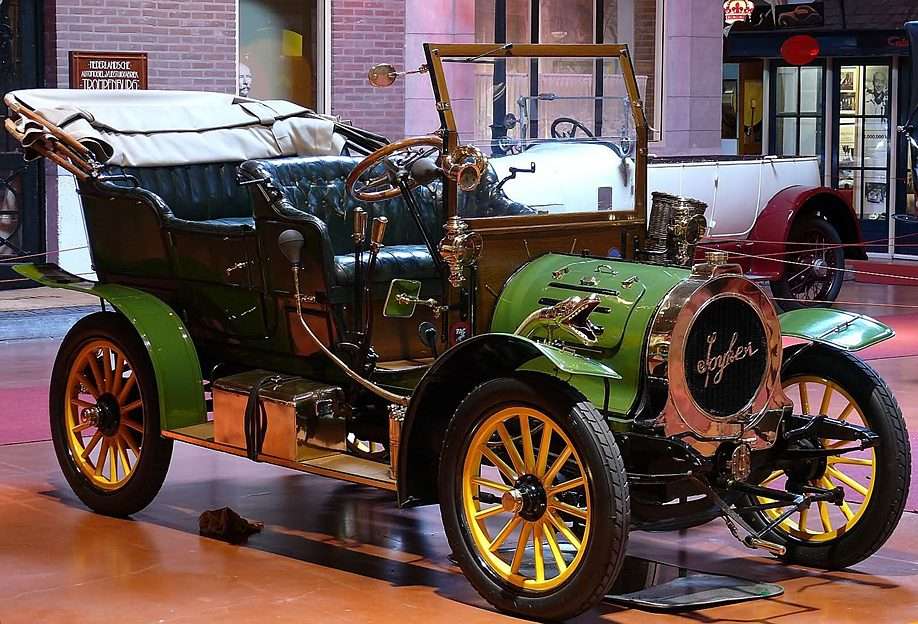 Musée des voitures anciennes puzzle en ligne