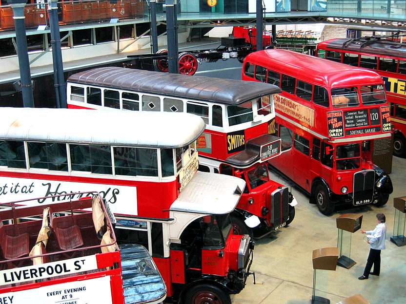 Londres - el museo del transporte rompecabezas en línea