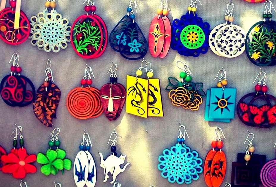 Earrings puzzle online from photo