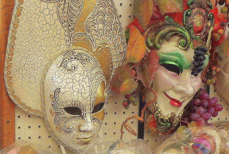 TAKÉ Benátské masky puzzle online z fotografie